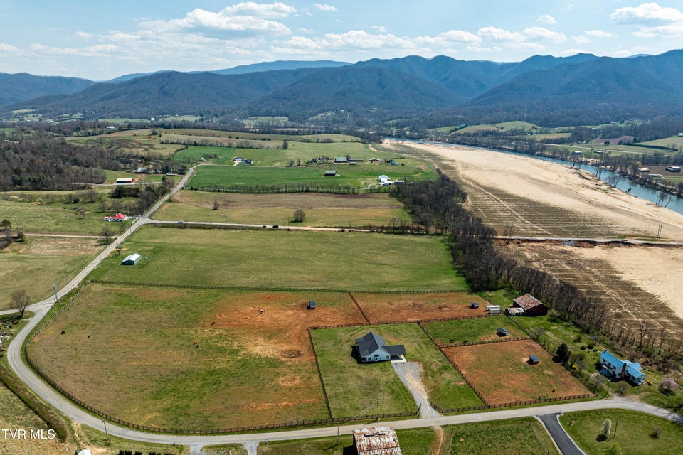 Photo #84: 151 Frank Stanton Road