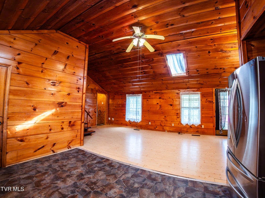 Photo #6: 193 Henard Road