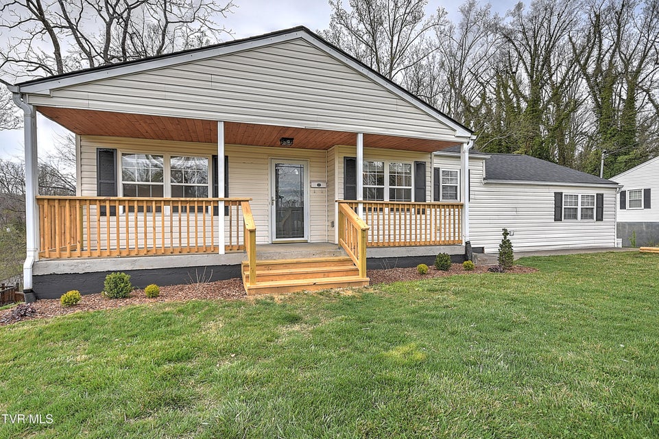 Photo #2: 1059 Prospect Avenue