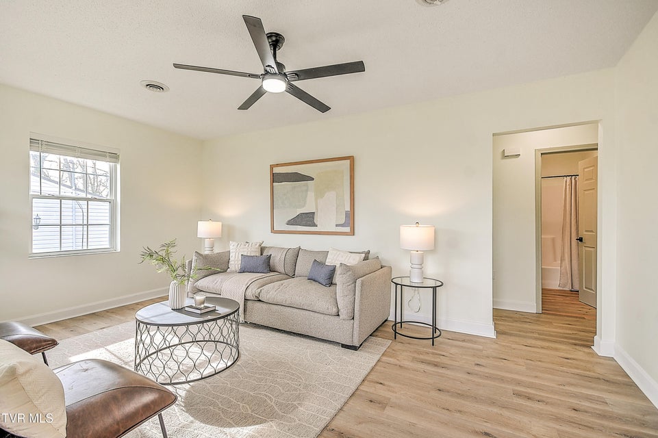 Photo #6: 1059 Prospect Avenue