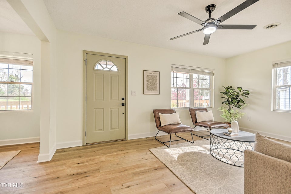 Photo #9: 1059 Prospect Avenue
