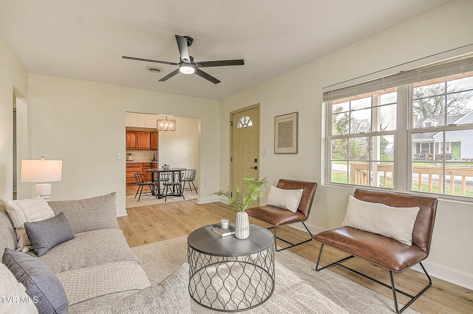 Photo #10: 1059 Prospect Avenue
