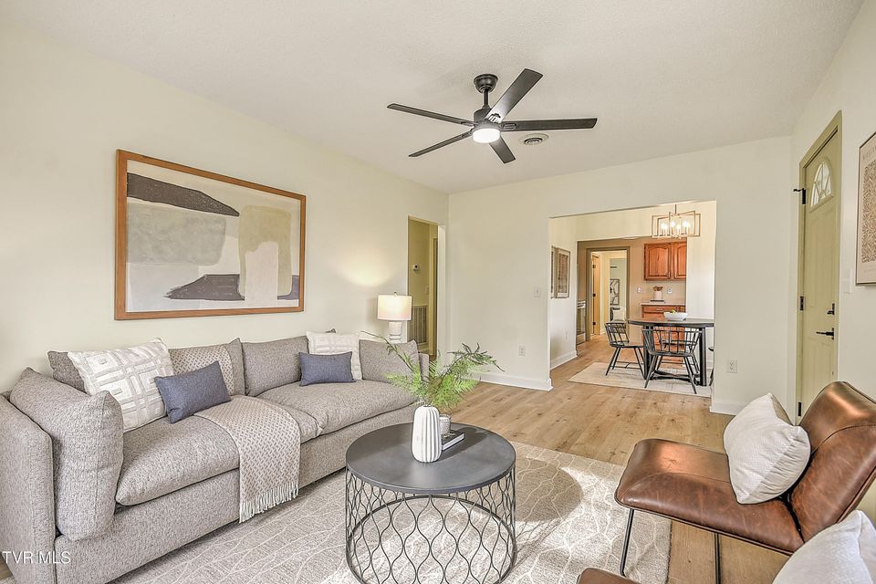 Photo #11: 1059 Prospect Avenue