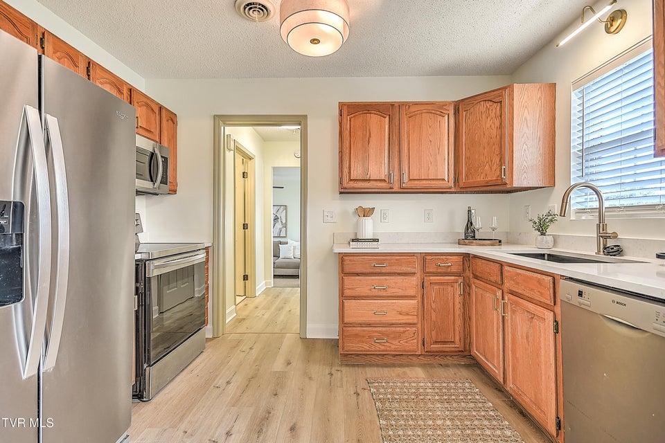 Photo #15: 1059 Prospect Avenue