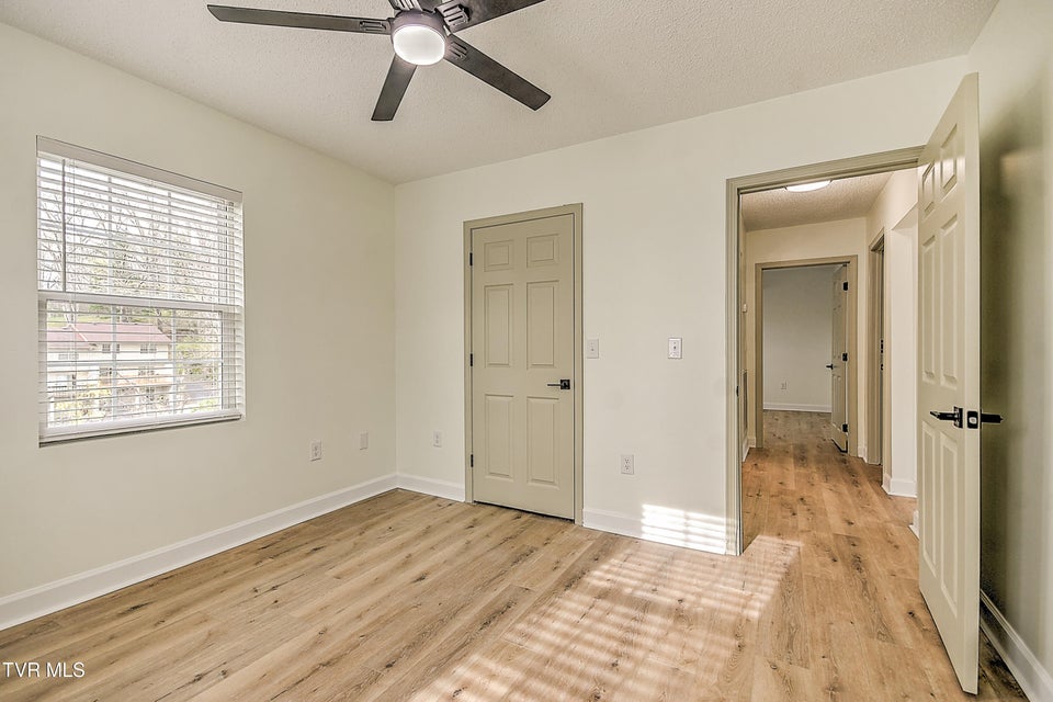 Photo #28: 1059 Prospect Avenue