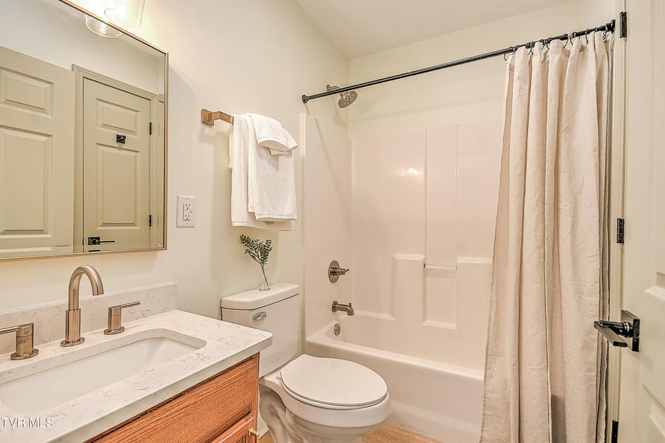Photo #30: 1059 Prospect Avenue