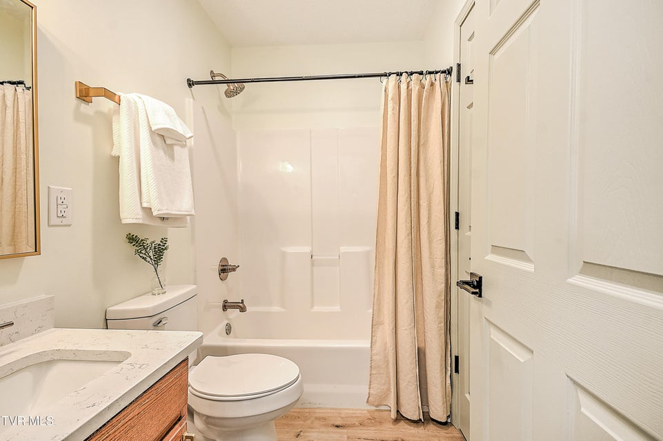 Photo #29: 1059 Prospect Avenue