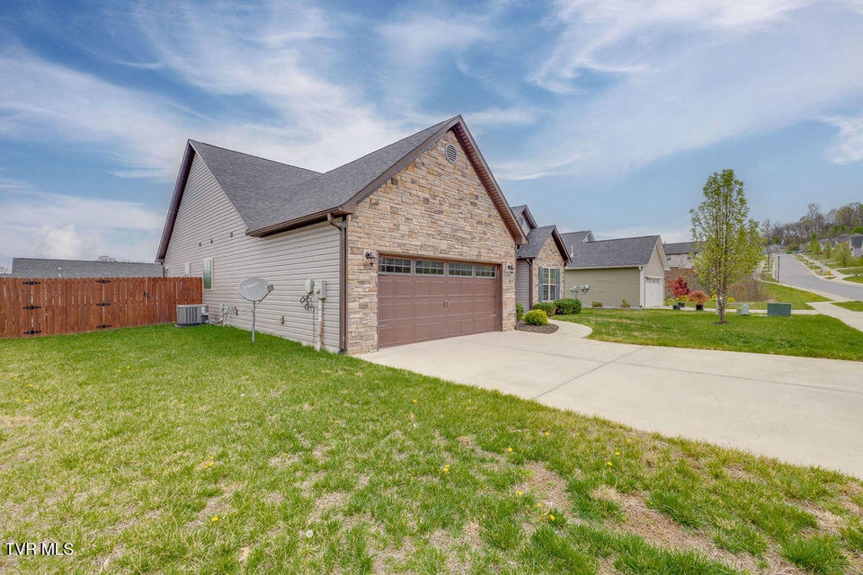 Photo #3: 1404 Hammett Road
