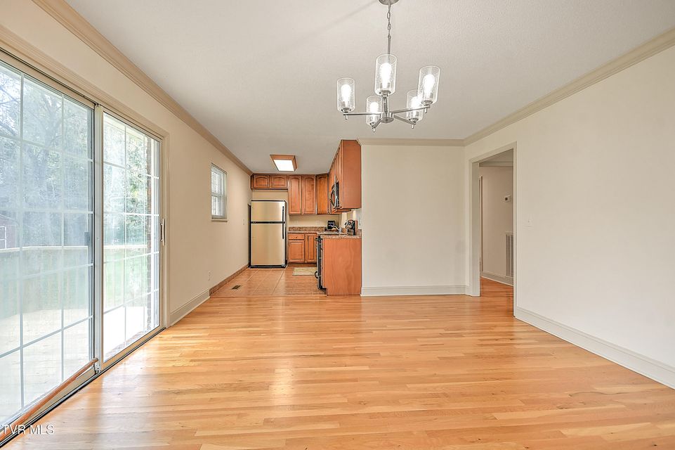 Photo #5: 1702 Jackson Terrace