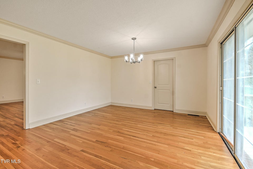 Photo #10: 1702 Jackson Terrace
