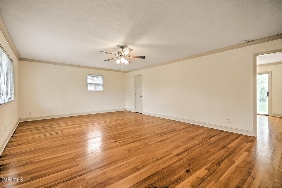 Photo #17: 1702 Jackson Terrace