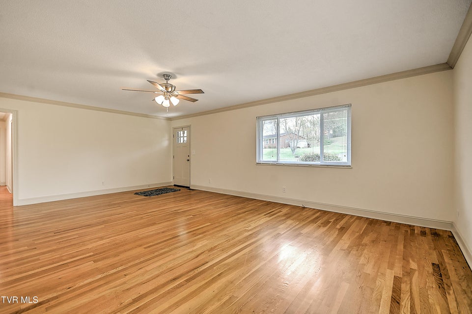 Photo #18: 1702 Jackson Terrace