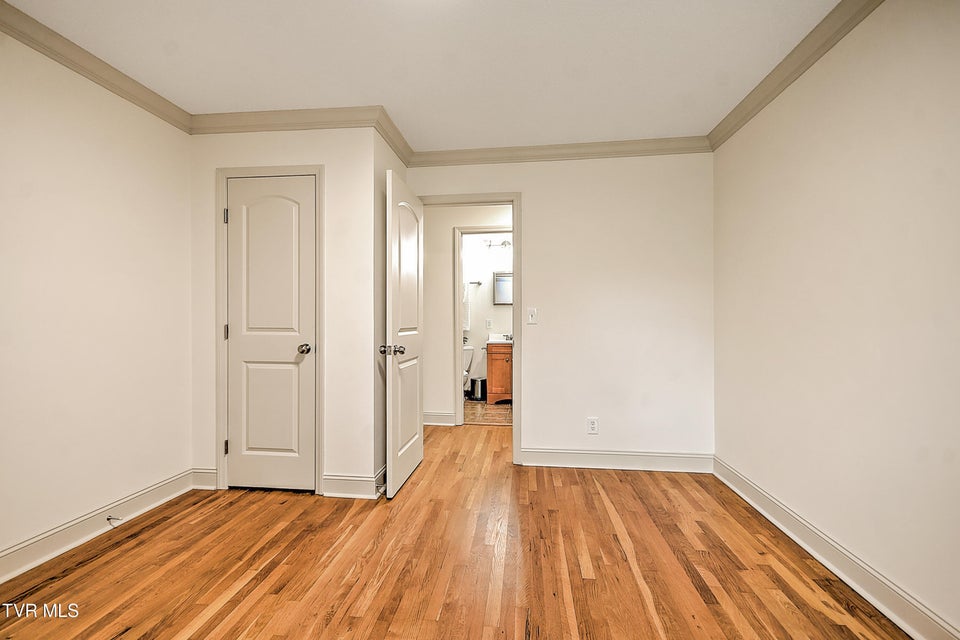 Photo #23: 1702 Jackson Terrace