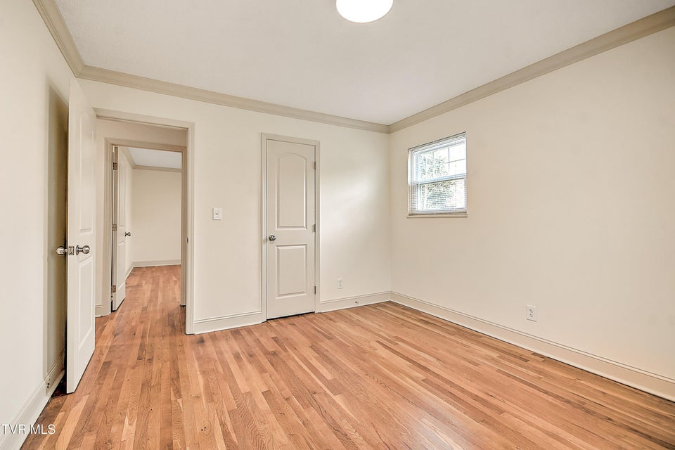 Photo #33: 1702 Jackson Terrace