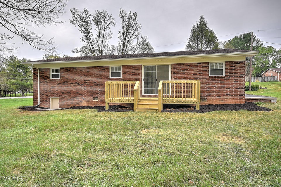 Photo #37: 1702 Jackson Terrace