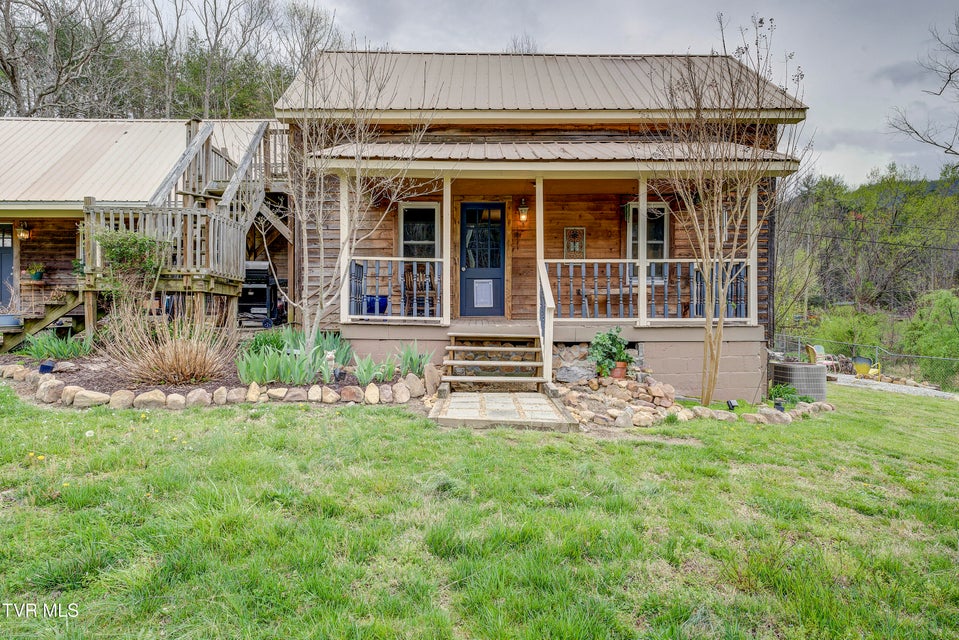 Photo #3: 6840 Greystone Road
