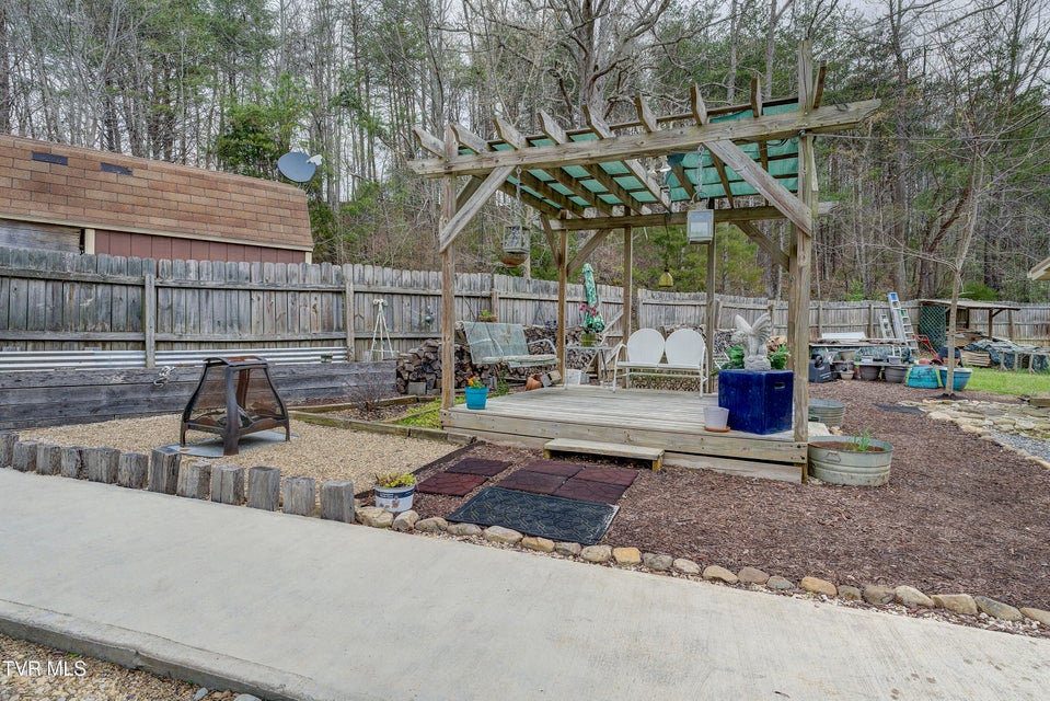 Photo #4: 6840 Greystone Road