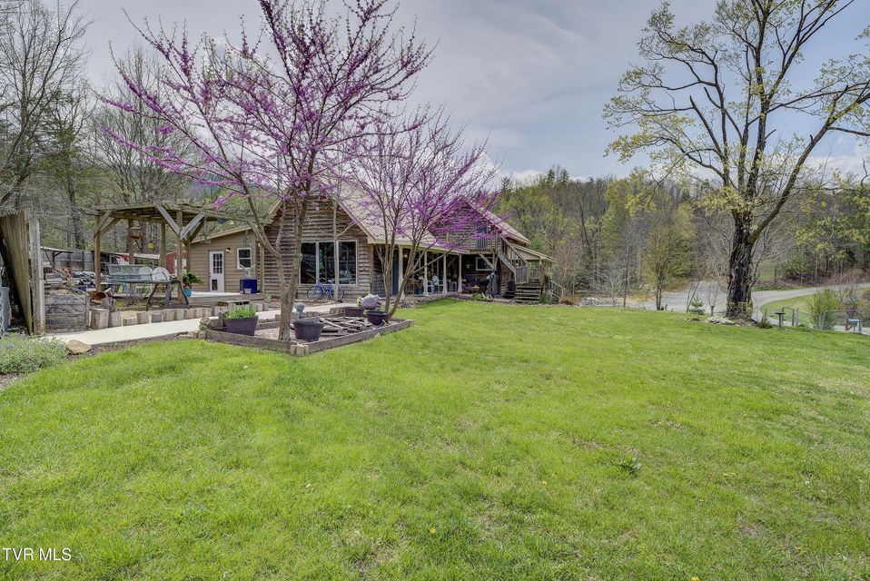 Photo #27: 6840 Greystone Road