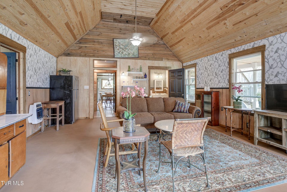 Photo #31: 6840 Greystone Road