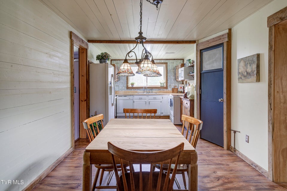Photo #41: 6840 Greystone Road