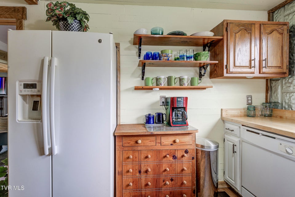 Photo #44: 6840 Greystone Road