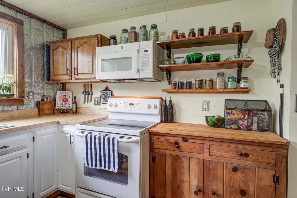 Photo #45: 6840 Greystone Road