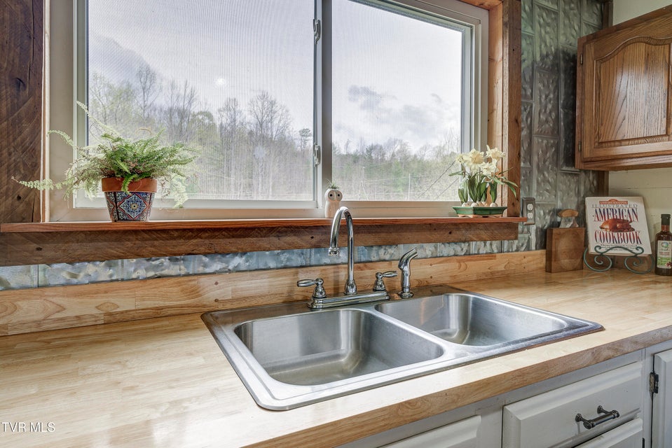 Photo #46: 6840 Greystone Road