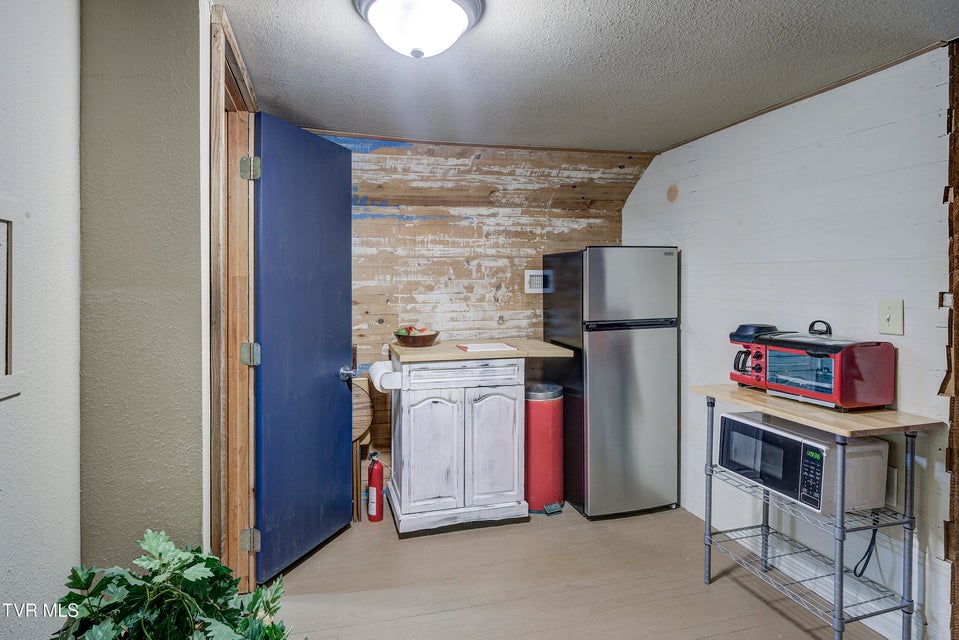 Photo #53: 6840 Greystone Road