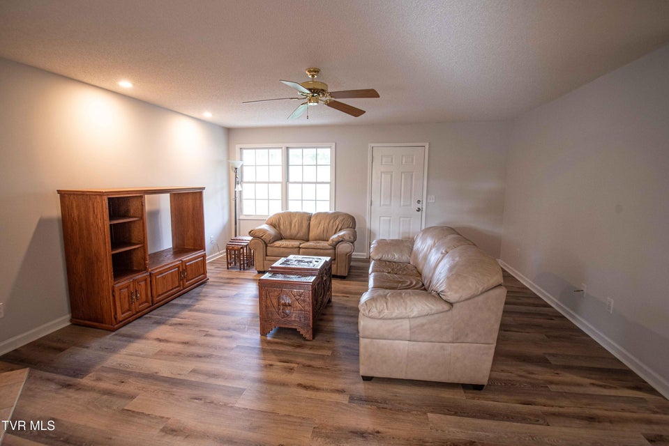 Photo #10: 3104 Vicksburg Road