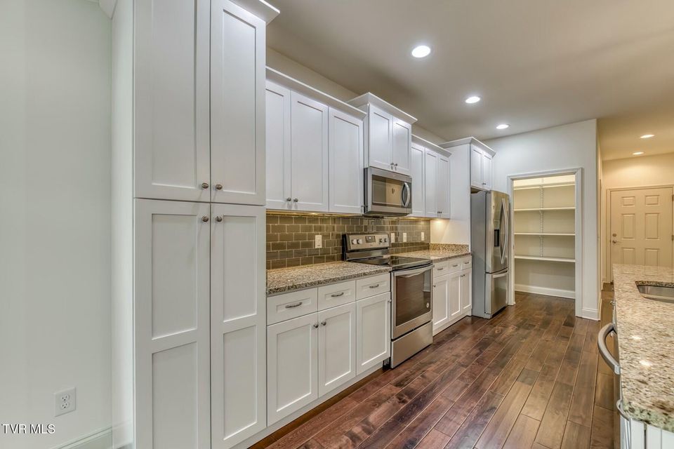Photo #23: 94 Cypress Ridge Court