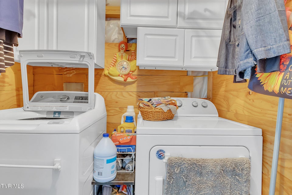 Photo #15: 135 Britton Avenue