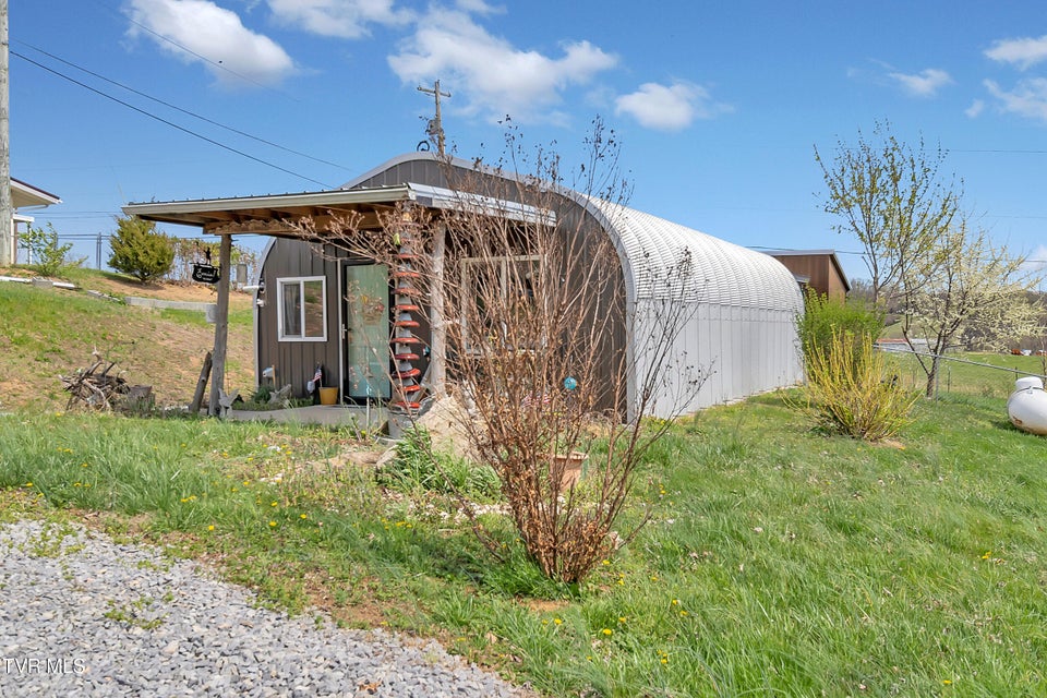 Photo #16: 135 Britton Avenue