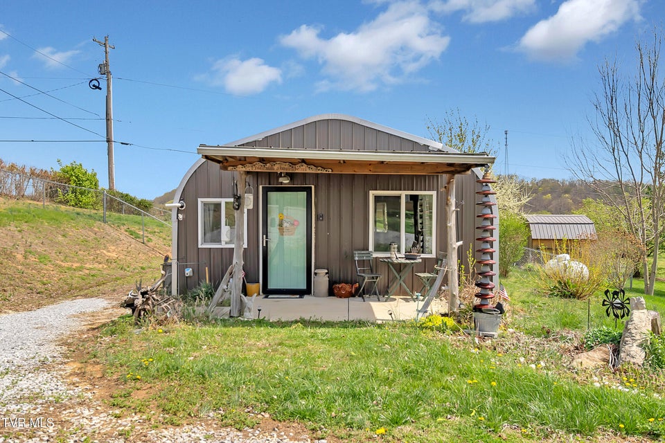 Photo #18: 135 Britton Avenue