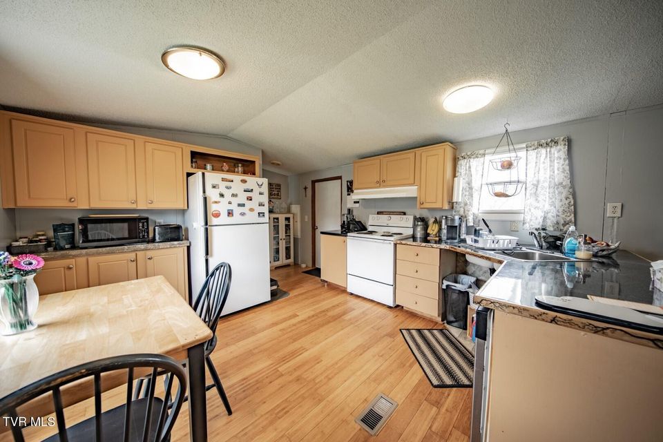 Photo #11: 1244 Shady Rest Dr