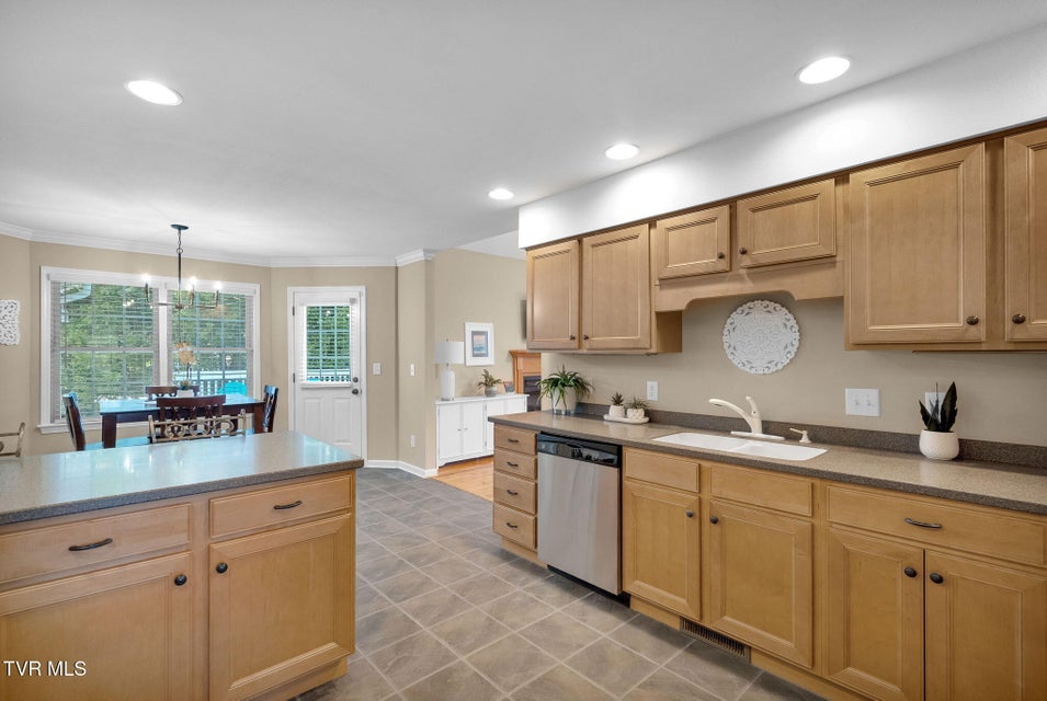 Photo #17: 1085 Carriage Hills Place