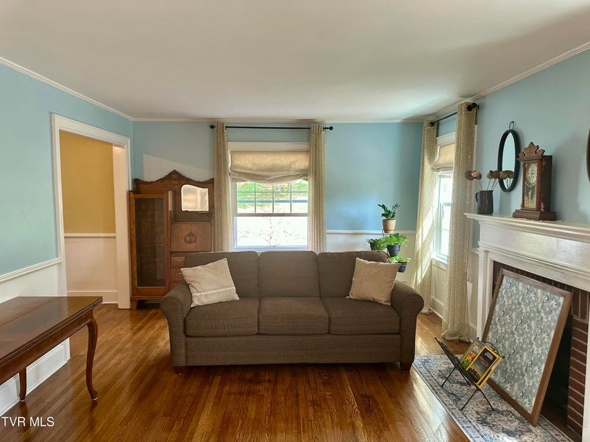 Photo #16: 612 Arlington Avenue