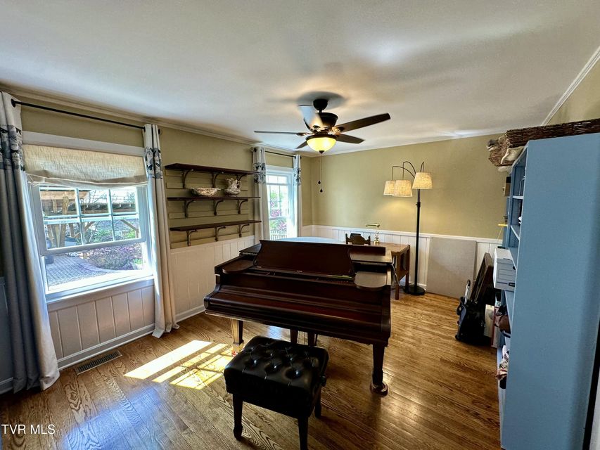 Photo #22: 612 Arlington Avenue