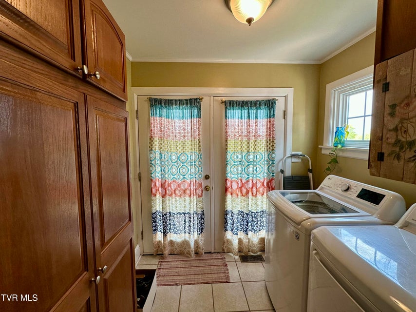 Photo #35: 612 Arlington Avenue