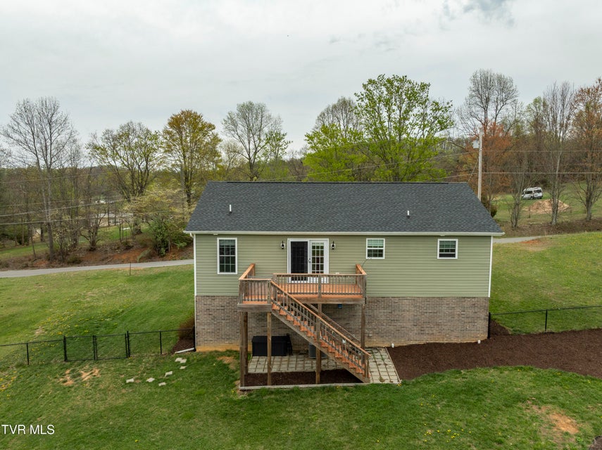Photo #35: 90 Carr Lane North