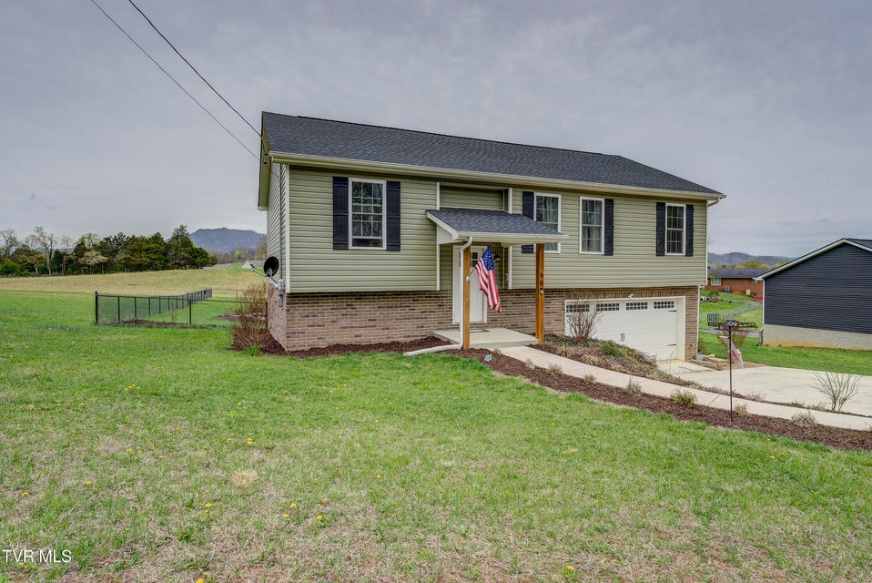 Photo #5: 90 Carr Lane North