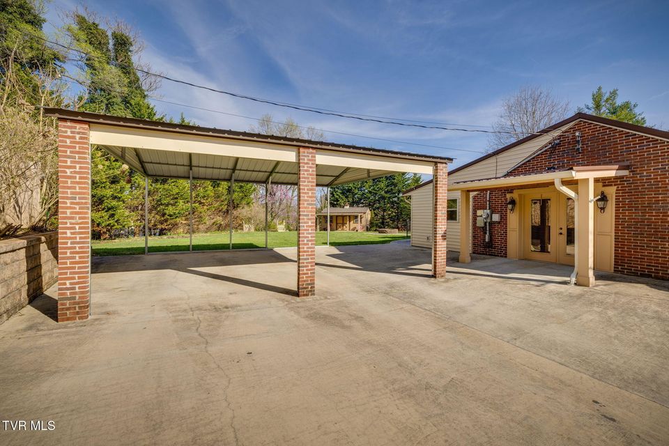 Photo #3: 207 Sparger Road