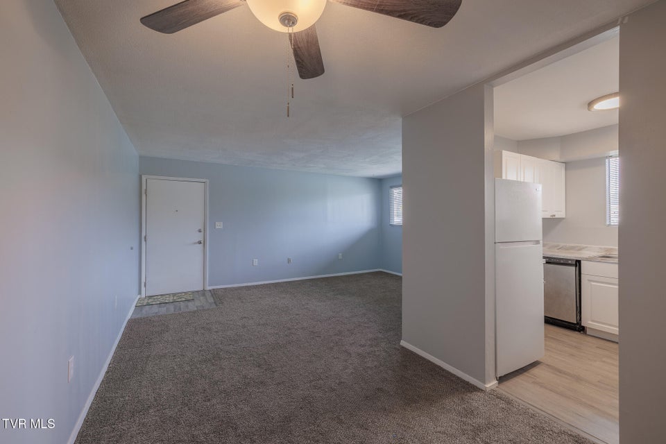 Photo #4: 1145 Carriage Circle