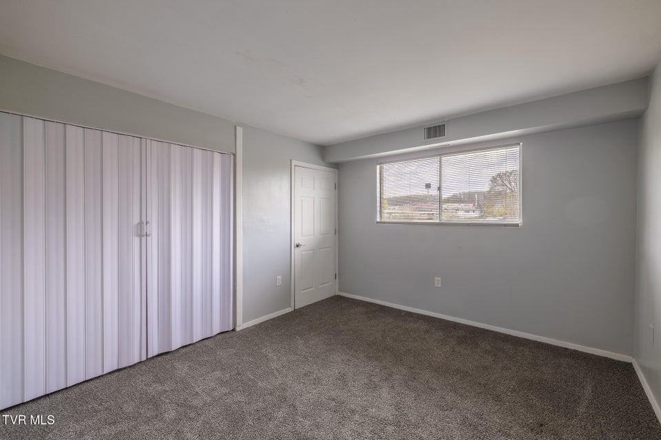 Photo #10: 1145 Carriage Circle