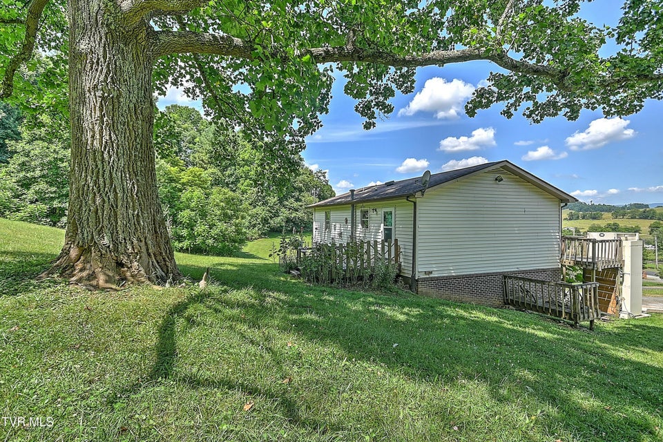 Photo #28: 28248 Hillman Highway