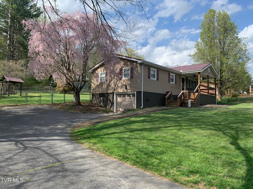 Photo #2: 232 Meadow Drive