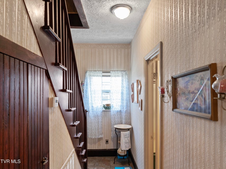 Photo #14: 435 Watterson Street