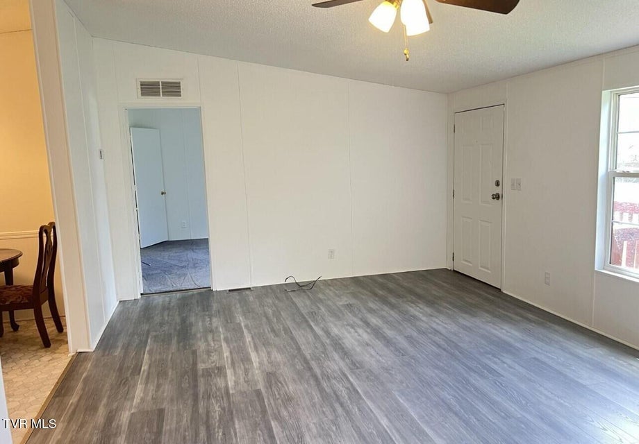 Photo #20: 518 E  River Street