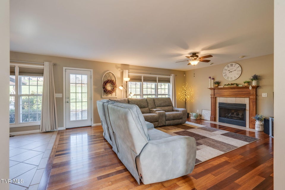 Photo #8: 273 Dunbar Road