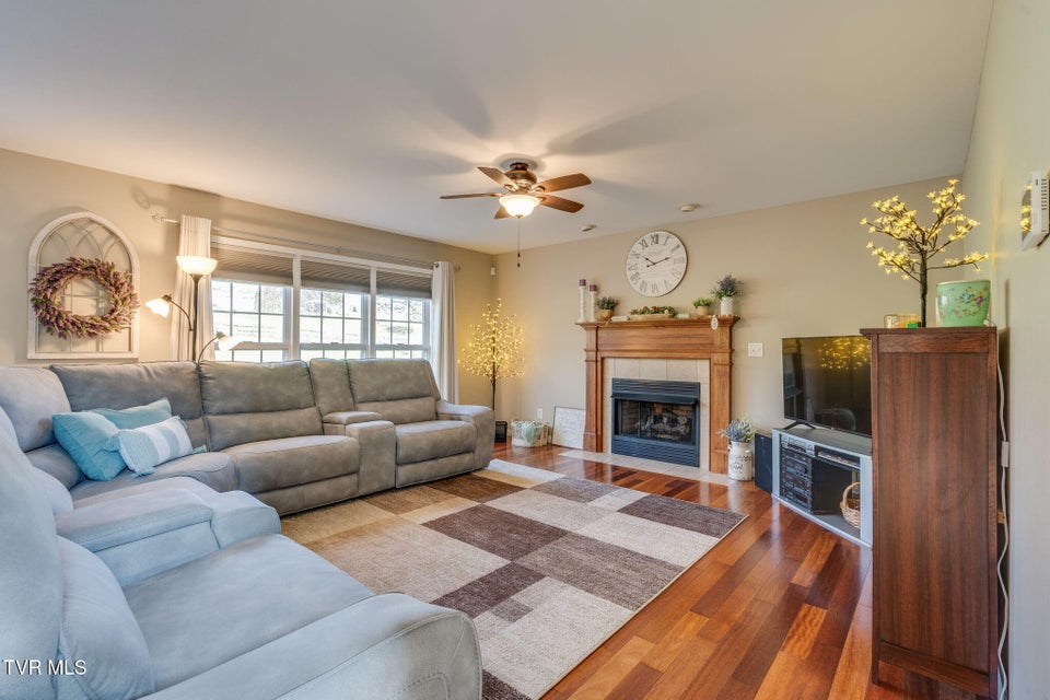 Photo #9: 273 Dunbar Road
