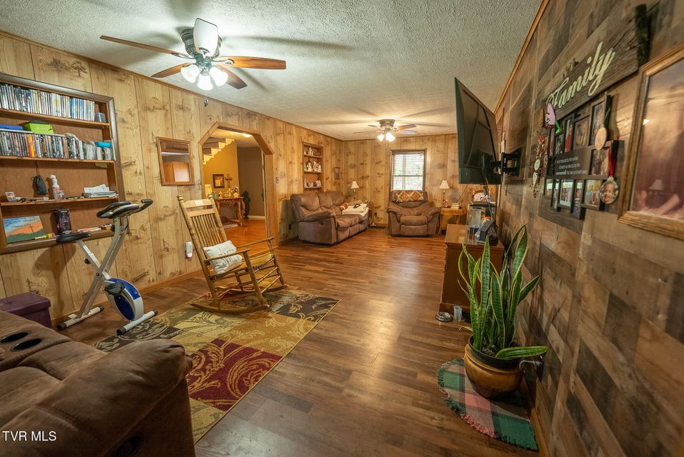 Photo #10: 8651 Tazewell Highway